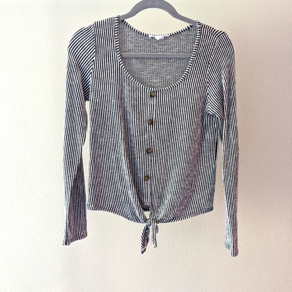 Caution to the Wind striped tie front top